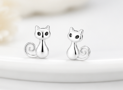 Cat Loop earring - 925 Sterling Silver