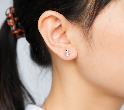 Cat Loop earring - 925 Sterling Silver