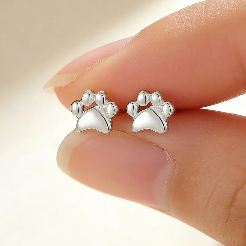 Paw earring - 925 Sterling Silver
